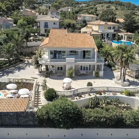 Luxury With Jacuzzi In Villa *